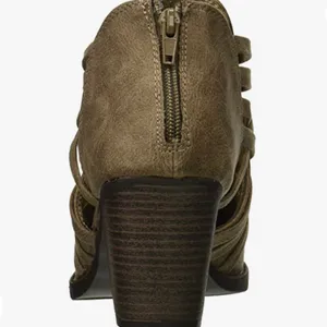 Fergalicious Jillie Booties thumbnail 5