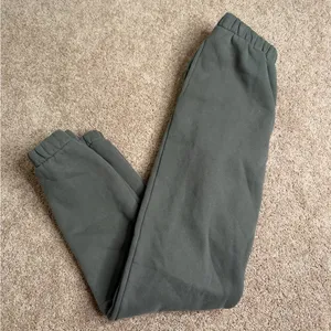Edikted‎ Joni Green Sweatpants Size Small thumbnail 2