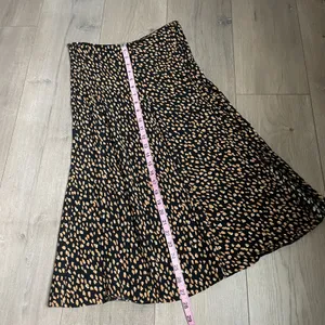 Zara Cheetah leopard animal print midi skirt size M womens thumbnail 6