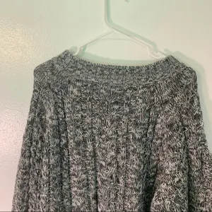 John + Jenn‎ Revolve Women's Size Large Oversized Sweater Crewneck Spanish Villa thumbnail 9