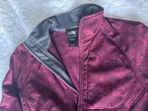 north face jacket thumbnail 2