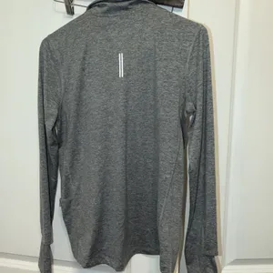 Nike‎ Dri Fit Gray Long Sleeve 1/4 Zip Athletic Top Women's Sz Sm thumbnail 7