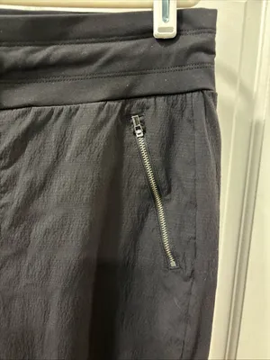 Athleta Women’s Trekkie North Joggers Size 14 Black Nylon Workout Hiking Outdoor thumbnail 7