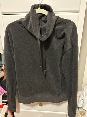 Lululemon mock turtle neck sweatshirt thumbnail 1