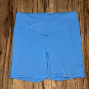 Fabletics Light blue bike shorts thumbnail 1