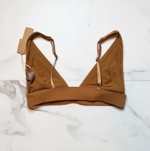 NWT Skims Plunge Bikini Top thumbnail 3