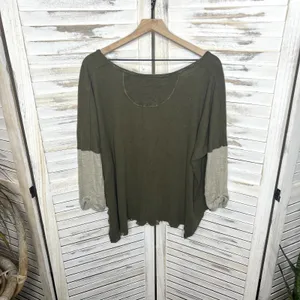 FREE PEOPLE Women's Small Star Oversized Henley Top Army Green Boho Distressed thumbnail 15
