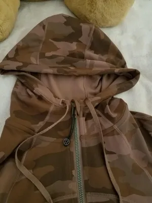 Lululemon Hooded Define Jacket Nulu Size 6 Camo Roasted Brown Hoodie thumbnail 6