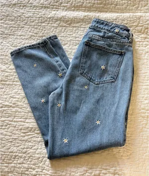 PacSun Daisy Mom Jeans Embroidered thumbnail 1