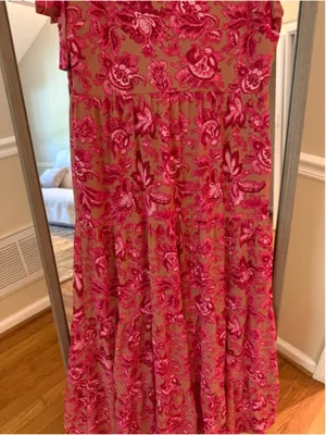 Entro Pink Floral Tiered Maxi Dress Small thumbnail 2
