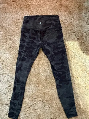 Lululemon Dark Camo High Rise Leggings Size 8 Black Gray thumbnail 2