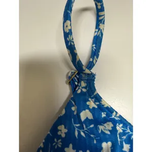 Hollister Small Blue White Ditsy Floral Tie Front Bikini Swim Top thumbnail 5