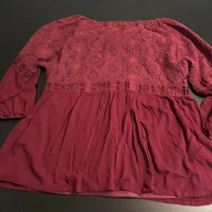 Simply‎ Noelle Burgundy Lace Blouse thumbnail 5