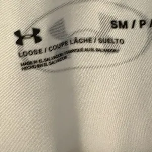 Under Armour VA Tech White Loose Fit Shirt Size Small thumbnail 2