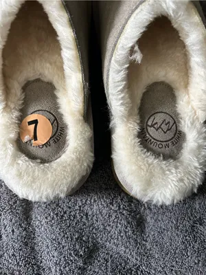 White Mountain Women’s Light Grey Suede Look Faux Fur Lined Slippers SZ 7 NWOT thumbnail 7