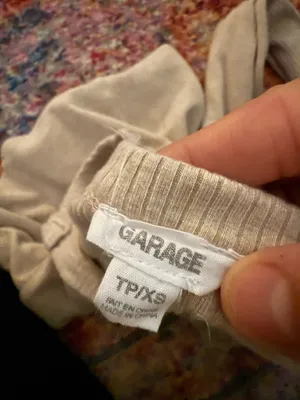 Garage Crop Top Long Sleeve thumbnail 2