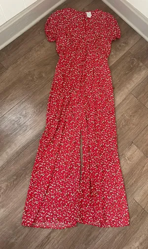 Blue Rain red floral jumpsuit v-neck tie back jumper Women’s size Large thumbnail 6