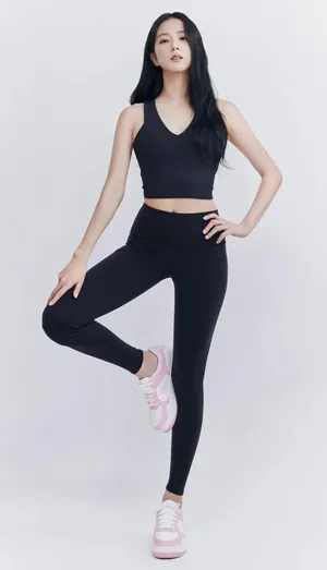 NWT ALO 7/8 High Waist Airbrush Leggings Black Size Medium Brand New thumbnail 1