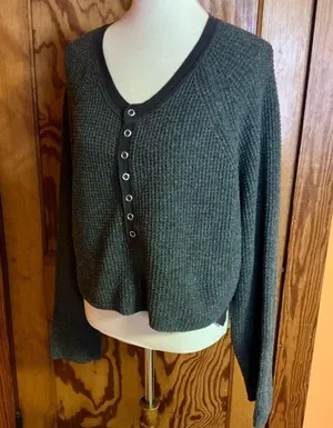 Urban Outfitters Grey Beachy Sweatshirt thumbnail 9