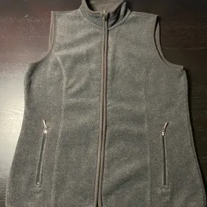 Karen Scott Charcoal Fleece Vest size S thumbnail 1