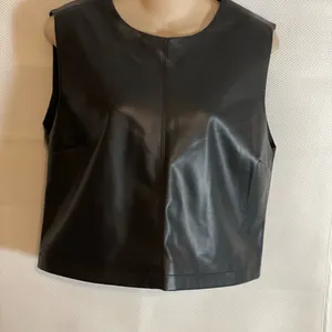 Abercrombie & Fitch Black Crop Top thumbnail 3