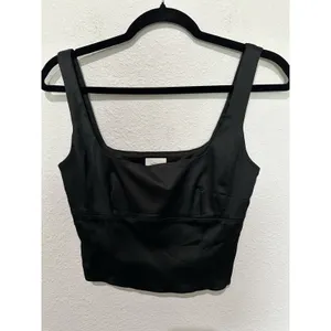 Wilfred Shine Satin Bustier from Aritzia It is a sleek black cropped tank top XS thumbnail 5