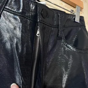 Abercrombie & Fitch 90s Straight Ultra High Rise Curve Love vegan leather pants thumbnail 7