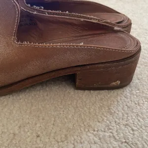 Frye • ray artisan metallic leather mules sz 7 thumbnail 10