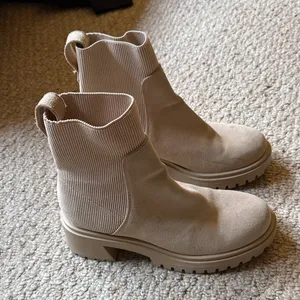 STEVE MADDEN Holley Leather Upper Boots Size 9 thumbnail 6