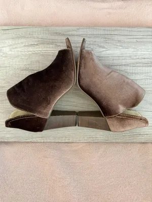 Steve Madden Kaitt Brown Velvet Velour Peep Toe 3.5” Stacked Block Heel 9 thumbnail 6
