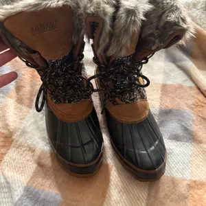 Khombu Women's Faux Fur Lined Leather Lace Up Duck Boots Tan Brown Black Size‎ 8 thumbnail 2