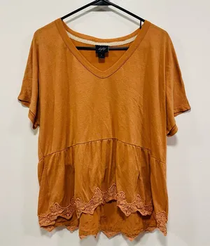Daytrip buckle V-Neck Short Sleeve bohoTop in Warm Orange! Size medium thumbnail 1