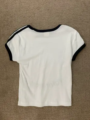 Urban Outfitters baby tee thumbnail 3