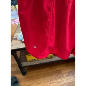 Lululemon Hotty Hot shorts feature a lightweight, four-way stretch red 16 thumbnail 3