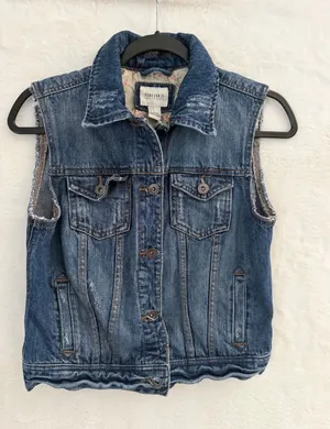 Forever 21 Premium Denim Vest Medium Wash Floral Lining‎ Distressed Blue Small thumbnail 1