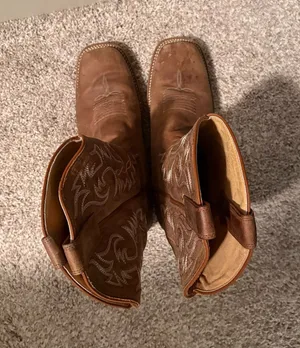 Cowboy Boots Brown Size 9.5 thumbnail 1