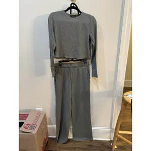 Nuuds 2 Pc Loungewear Set Cropped Top Long Sleeve Pant Green Gray Size Large thumbnail 4