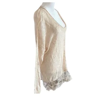 Moon & Maddison Cream Knit Lace Trim Tunic Top thumbnail 5
