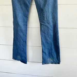 American Eagle Women’s 2 Short Slim Boot Y2K 2000s Jeans thumbnail 4