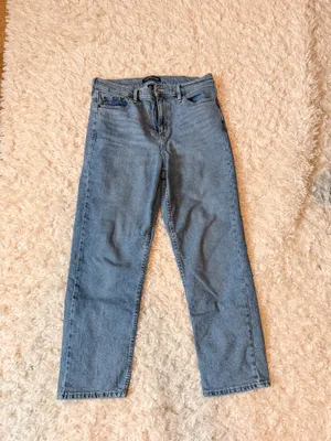 Calvin Klein Straight Leg High-Rise Jeans thumbnail 3