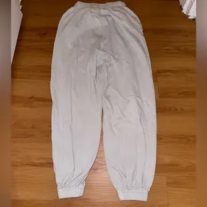 Garage Sweats!! thumbnail 2