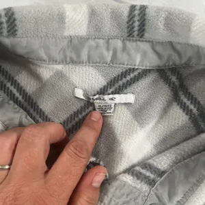 O'Neill Women's Zumba Super Fleece Flannel Shirt XL Gray White Black thumbnail 3