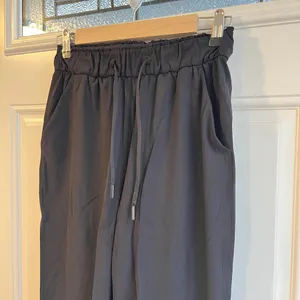 Lululemon Keep Moving Jogger thumbnail 2