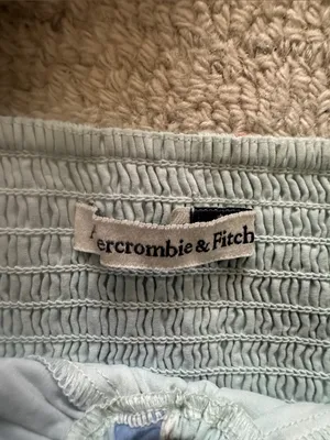 Abercrombie & Fitch Light Blue Floral Puff-Sleeve Crop Top thumbnail 2