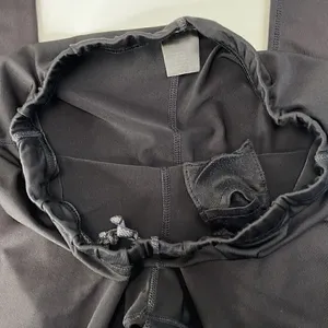 REI Capri athletic leggings. Size Medium. Black thumbnail 4