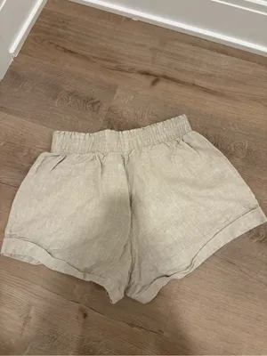 Reformation Cream Lightweight Shorts thumbnail 5