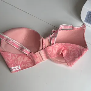 Hurley Pink Textured Underwire Bra with Adjustable Straps thumbnail 2