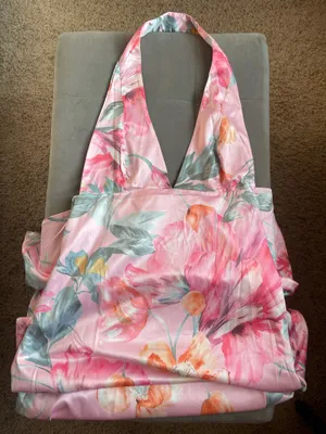 Floral V Neck Maxi Dress with Scarf thumbnail 3