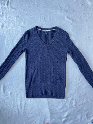 Tommy Hilfiger Women’s Lightweight Knit Sweater - Size M thumbnail 2