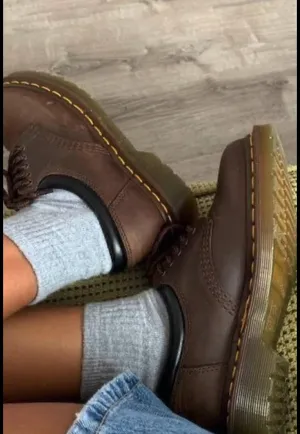Dr. Martens thumbnail 8